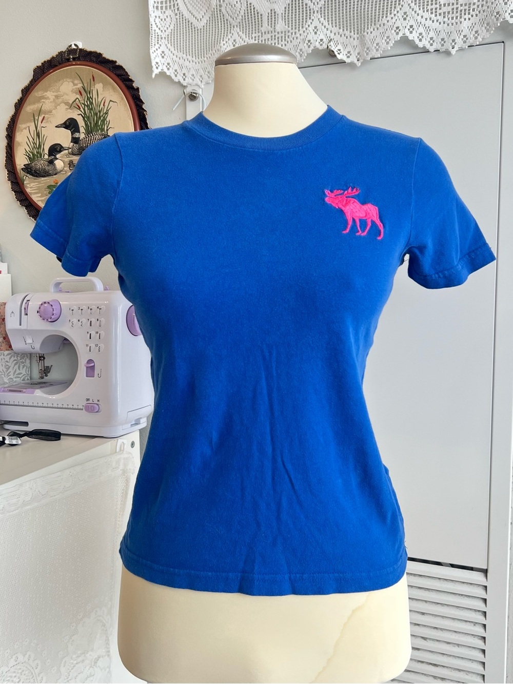 Abercrombie & Fitch Royal Blue Tee with Hot Pink Moose